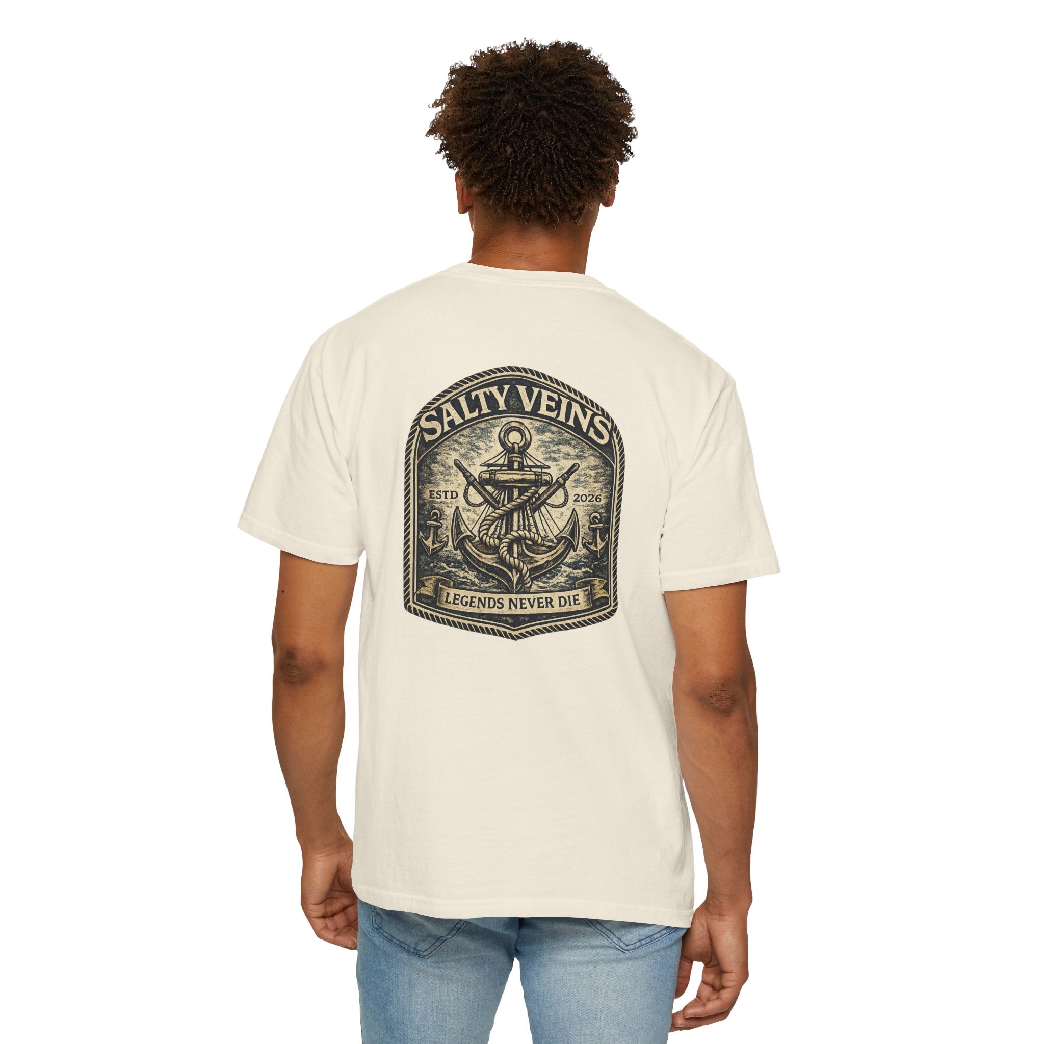 T-shirt Salty Veins Anchor — T-shirt graphique nautique « Legends Never Die »
