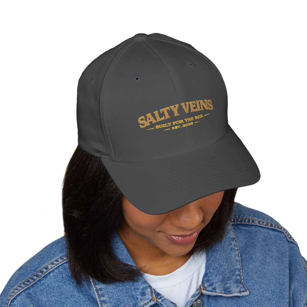 Casquette brodée Salty Veins — Chapeau fermé Beach Life