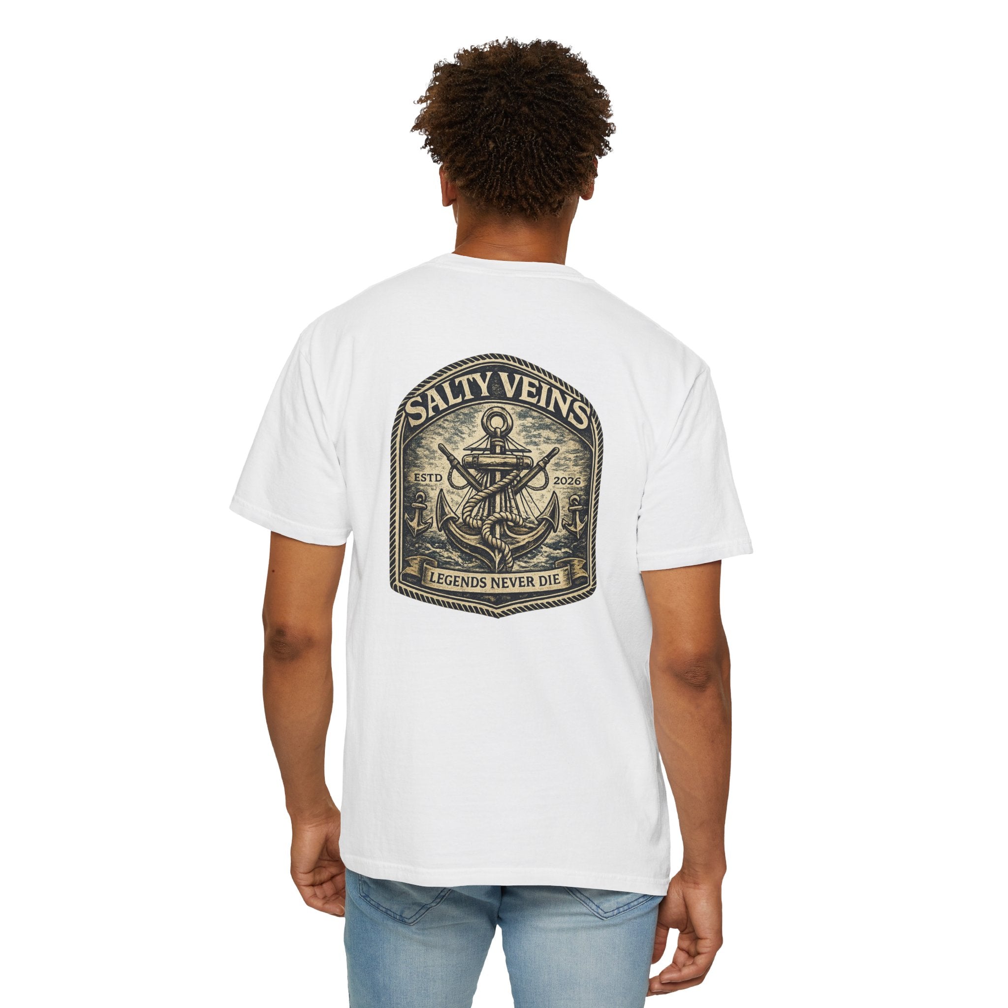 T-shirt Salty Veins Anchor — T-shirt graphique nautique « Legends Never Die »