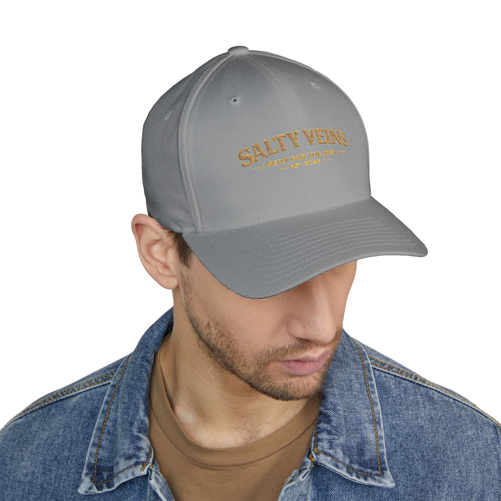 Casquette brodée Salty Veins — Chapeau fermé Beach Life