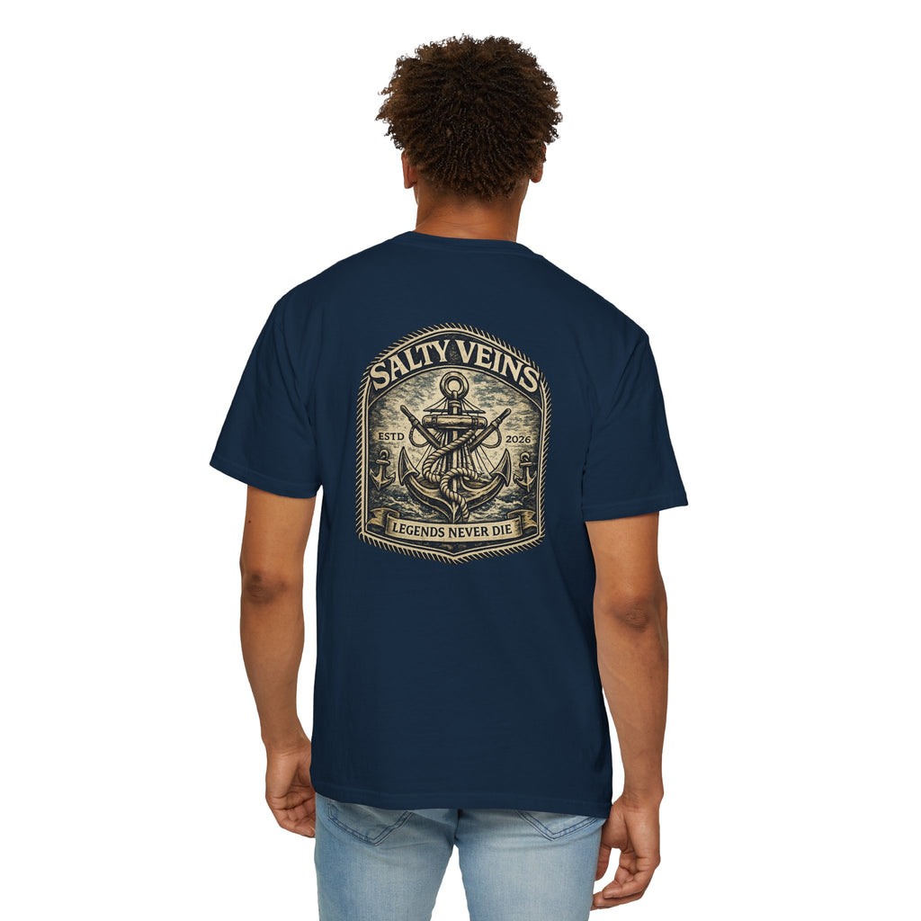 T-shirt Salty Veins Anchor — T-shirt graphique nautique « Legends Never Die »